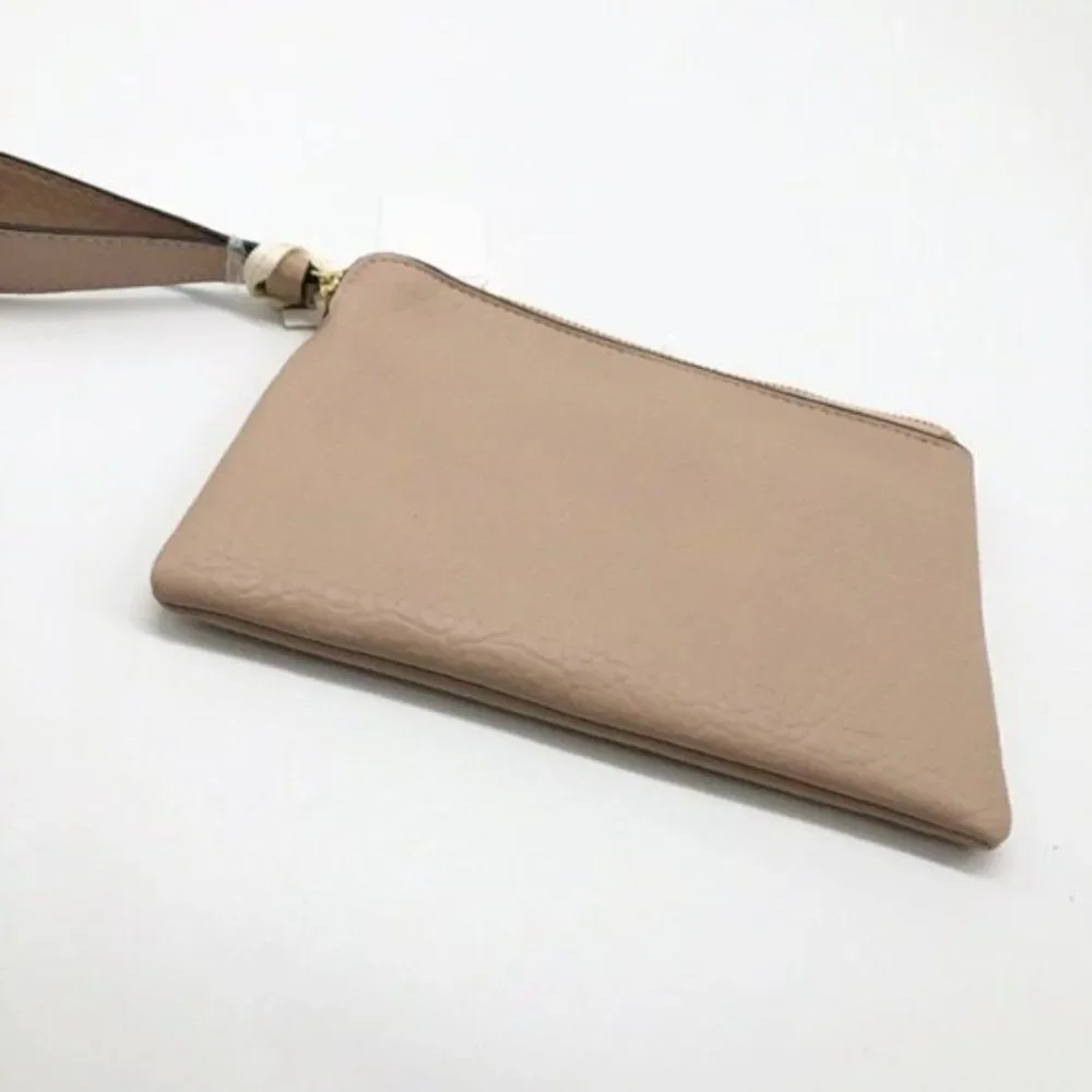 JESSICA SIMPSON Pink Wristlet